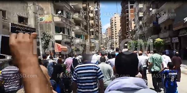 تكدس المواطنين لاستخراج البطاقات الذكية في”الأسكندرية”