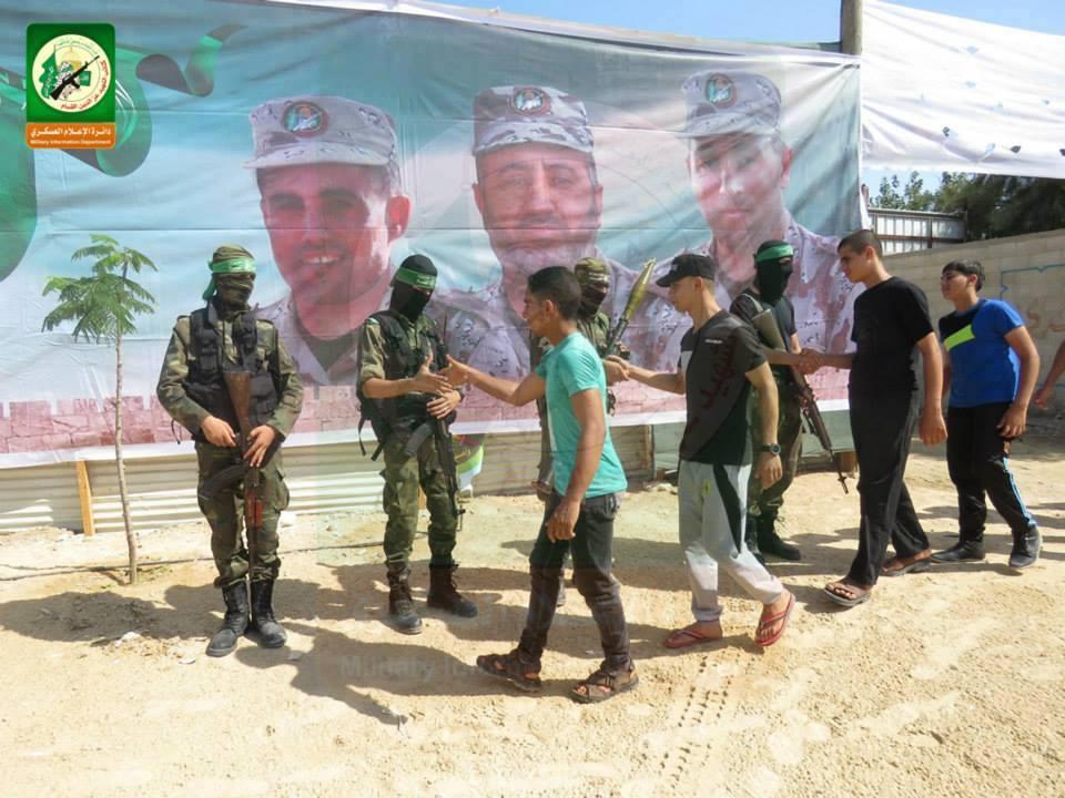 بالصور.. 25 ألف فلسطيني يشاركون في مخيمات طلائع التحرير القسامية