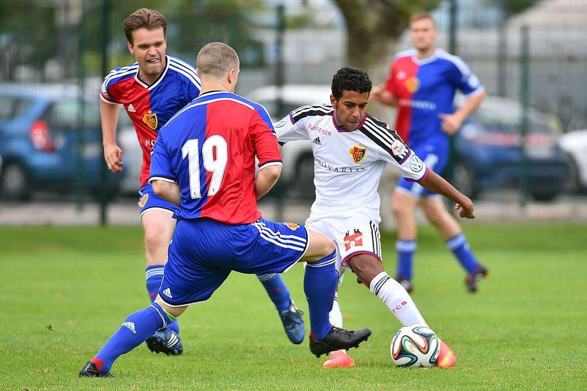 الغندور: الأهلي والزمالك يتصارعان على “حمودي”