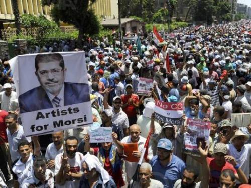 أدمن صفحة المجلس العسكري يهدد رافضي الانقلاب