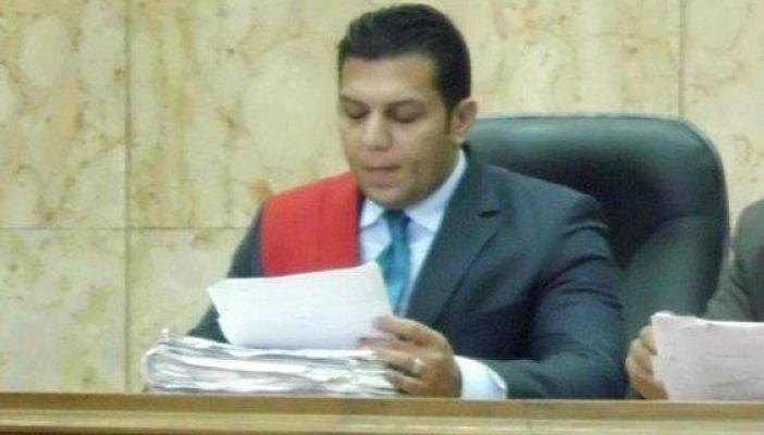 ضبط قاضٍ سجن طالبات الأزهر متلبسا في رشوة جنسية