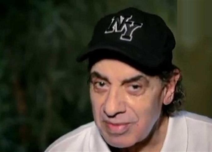 بعد صراع مع المرض.. وفاة الفنان محمد كامل عن عمر يناهز الـ 72 عاما