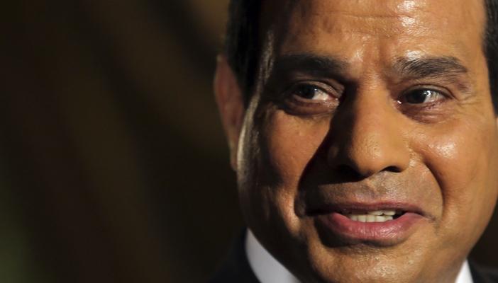 كل الأيادي اتكبلت..قصيدة لـ”الاشتراكيين الثوريين” في ذكرى تفويض السيسي