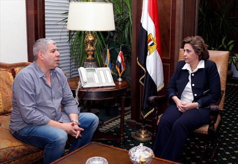 شوبير يعتذر و”صفاء” توافق على عودته للتليفزيون المصري