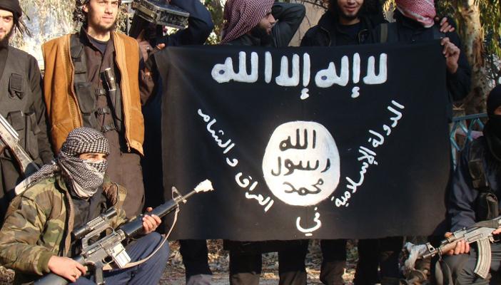 “تنظيم الدولة” يرجم سيدة في دير الزور بتهمة الزنا