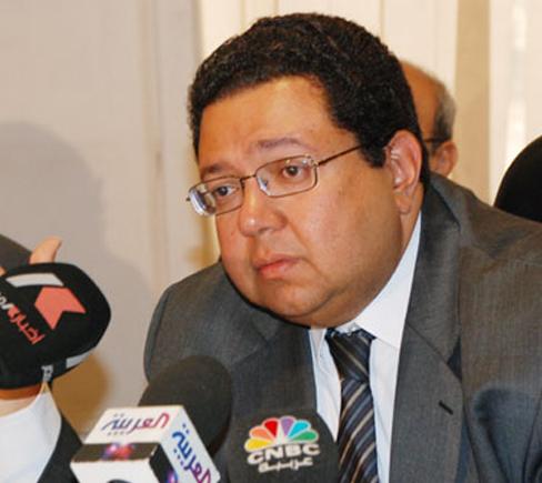 ‫زياد بهاء الدين: قرارات للحد من الفوضى والعنف قريبًا