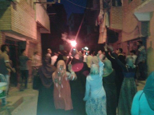 مسيرة تطالب بالقصاص للشهداء تجوب شوارع “الإسماعيلية”