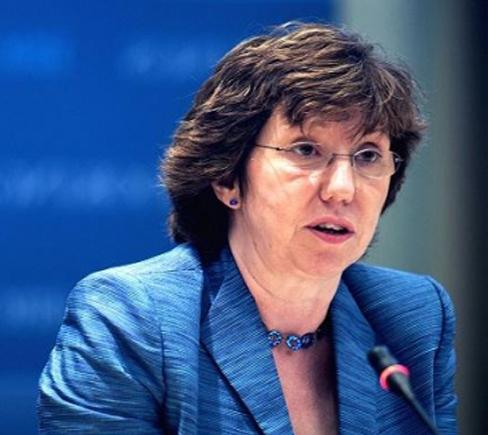 آشتون: لن أكشف تفاصيل لقائي مع مرسي