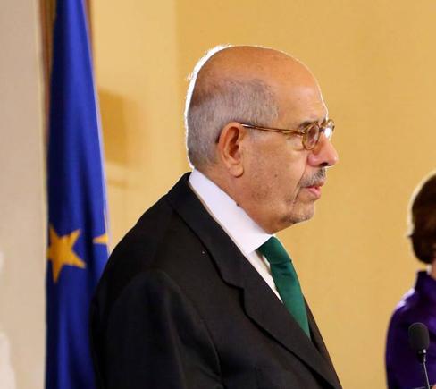 انسحاب آشتون و«سجادة» الرئاسة.. يوم نحس البرادعي