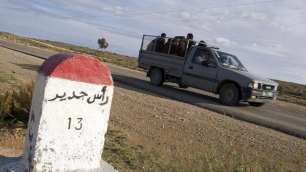 4 آلاف مصري يستغيثون على الحدود و”مسافة السكة” لم يصل بعد