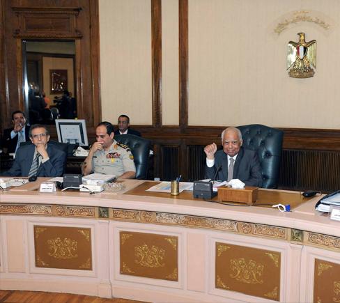 مجلس الوزراء: سنتخذ ما يلزم لمواجهة اعتصامي النهضة ورابعة