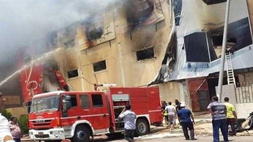 القبض على أحد ملاك مصنع أثاث العبور المحترق