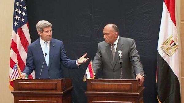 بلومبرج فيو: لماذا تتملق الولايات المتحدة السيسي؟