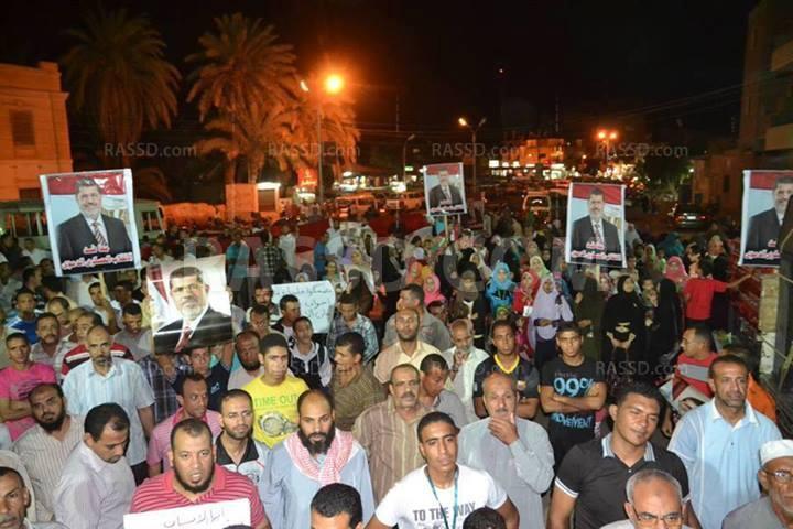 بالصور..تظاهرات ليلية  في الوادى الجديد لرفض الانقلاب