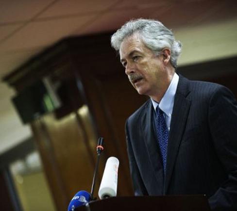 بيرنز يختتم لقائه بوفد “التحالف الوطني” لدعم شرعية