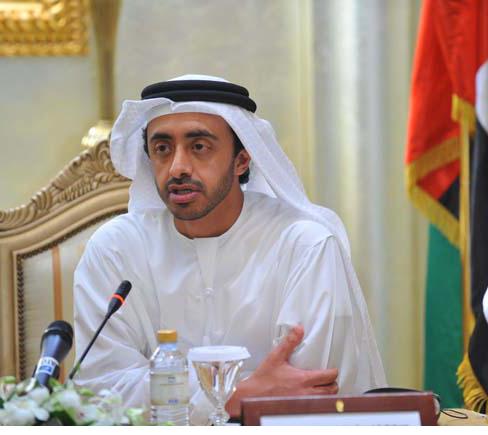 بعد لقائه بـ «كيري».. وزير خارجية الإمارات يصل القاهرة