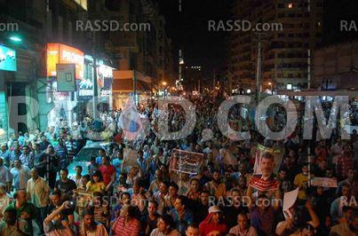 مسيرة ليلية لمؤيدي مرسي بالأسكندرية تحت شعار “مكملين”