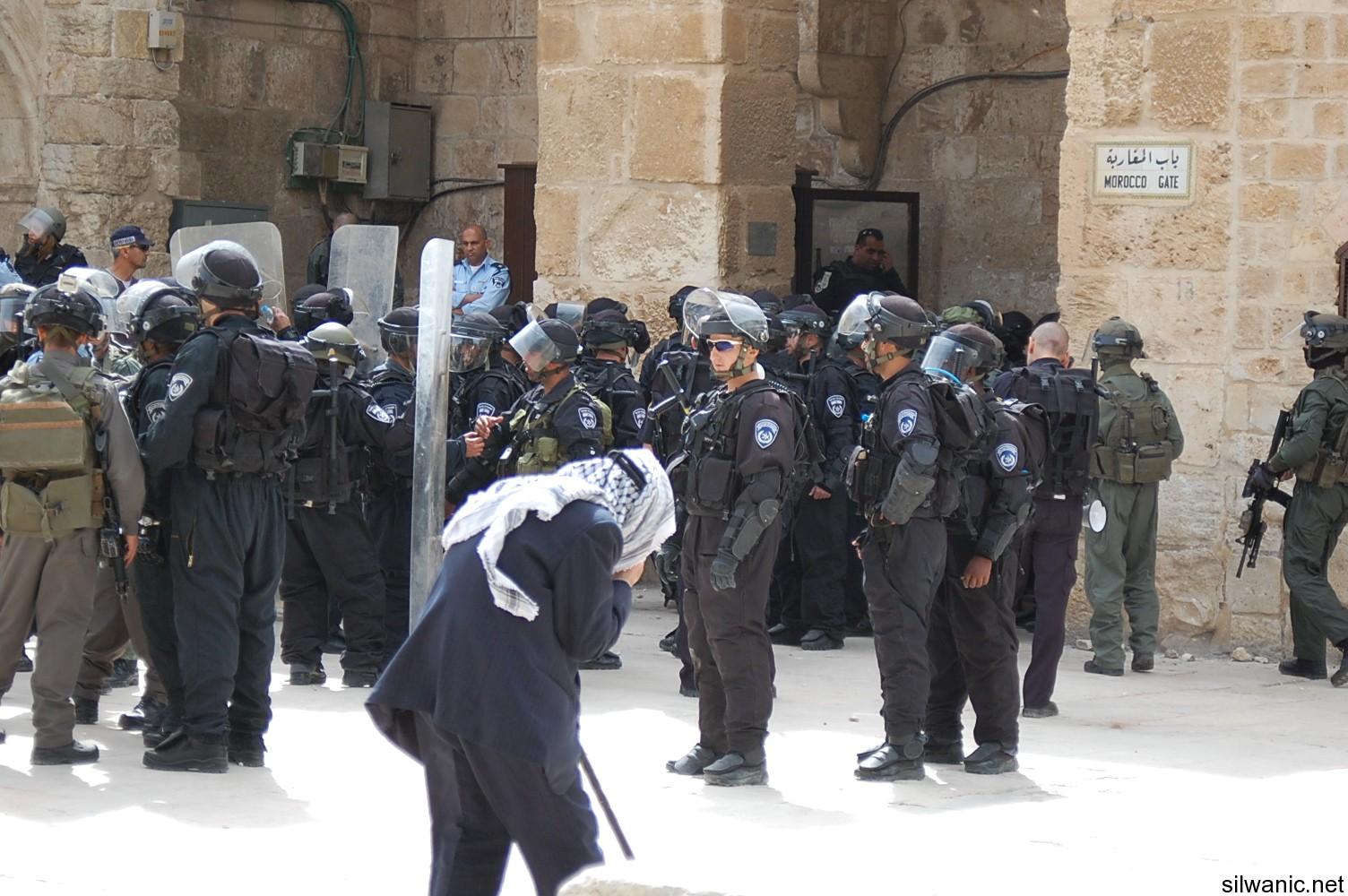 الشرطة الإسرائلية تعتقل 6 من موظفي المسجد الأقصى