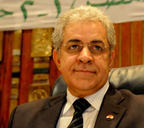 صباحي يطالب الببلاوي باتخاذ إجراءات فض اعتصامي رابعة والنهضة