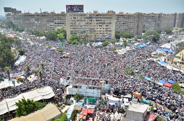 الحكومة تهدد: قادرين على فض الاعتصامات خلال ساعة