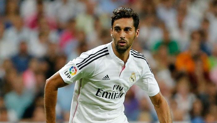 “أربيلوا” مدافع ريال مدريد يقترب من الدوري الأمريكي