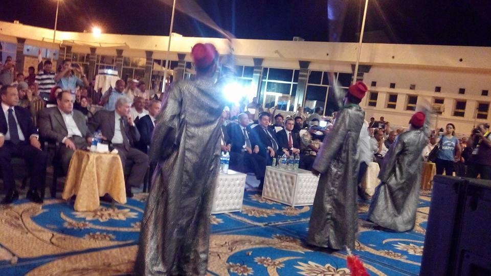 ديوان قنا ينظم احتفالا لتفريعة قناة السويس بكورنيش المحافظة