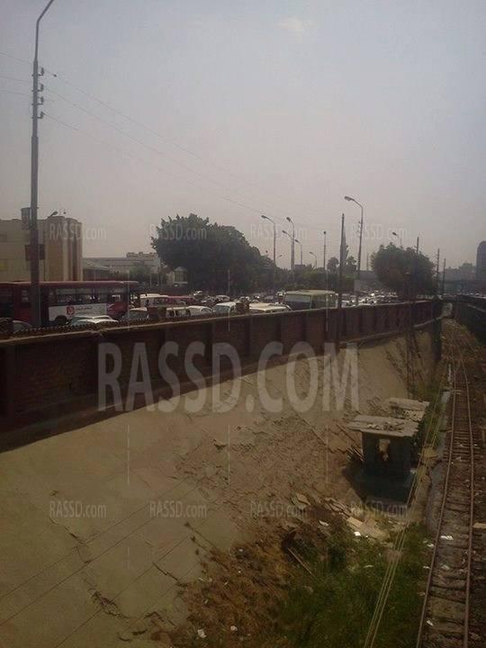 إغلاق الطرق المؤدية لـ «الدفاع» وشلل مروري تام بالمنطقة