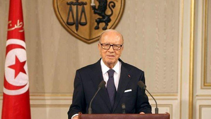 بعد تكليفه للشاهد.. تيار المحبة يفتح النار على السبسي ويطالبه بالرحيل