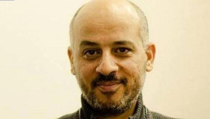 تامر وجيه ساخرًا: الصحف الغربية تتآمر على السيسي وهرمه الحديث