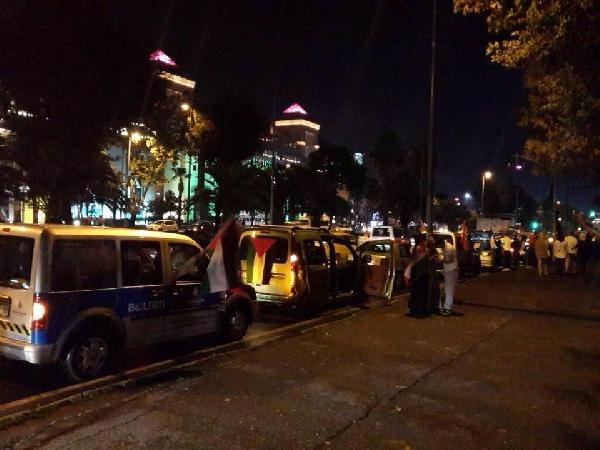 صور | مسيرات ليلية بشوارع “إسطنبول” دعمًا لـ”غزة”