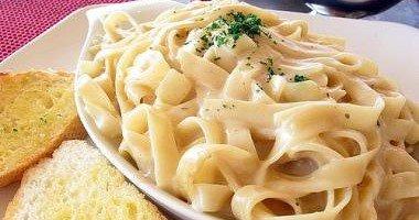 دراسة: المكرونة والمشروبات الغازية تصيب بالاكتئاب