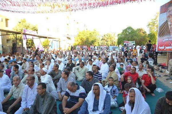 وقفة لرافضي الانقلاب بالوادي الجديد عقب صلاة العيد