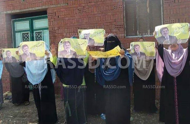 وقفة نسائية لـ”صوت الحرة” بالدقهلية للدعوة لانتفاضة 14 أغسطس