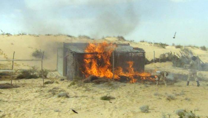 “ولاية سيناء” يتبنى استهداف مدرعة شرطة بالعريش