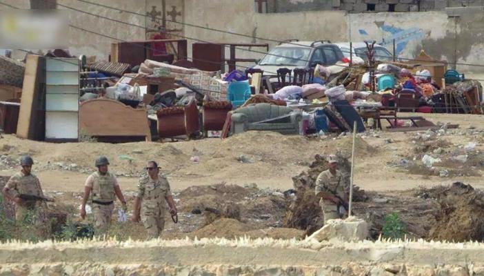 تحت شعار “رصاصة من الجيش ولا عيشة في العريش”.. أهالي رفح يرفضون الهروب