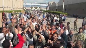 عمال سيراميك قويسنا يضربون للمطالبة بزيادة الأجور