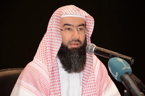 مجلس الوزراء الكويتي يسحب الجنسية من الشيخ “نبيل العوضي”