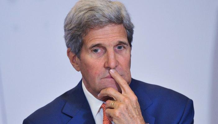 كيري: الدولار يفقد عرشه حال إلغاء الاتفاق النووي مع إيران