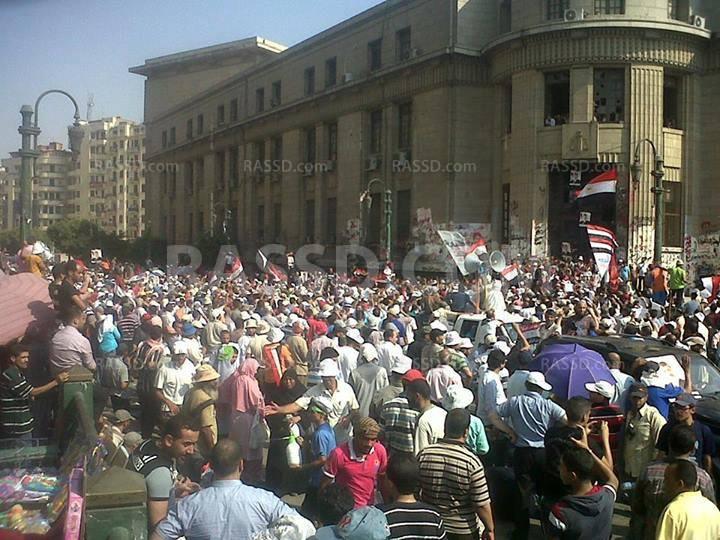 انتهاء وقفة رافضي الانقلاب أمام دار القضاء العالي