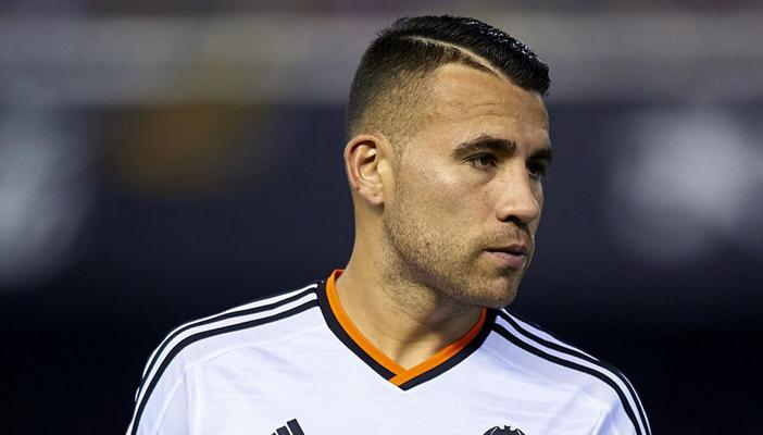 اليونايتد يقترب من ضم أوتاميندي