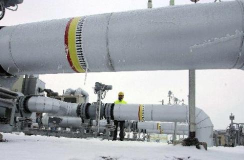 بعد طلبات الاستجداء.. السعودية تمنح مصر تمويل صفقة الغاز