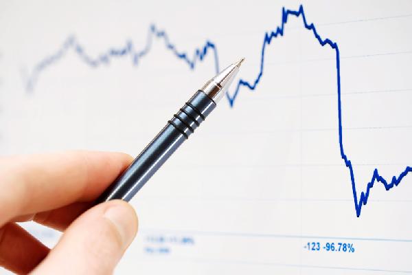 “أوف أمريكا”: توجهات الاستثمارات بالأصول النقدية الأقوي منذ عامين