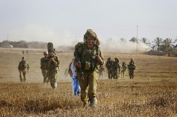 صحف عبرية وخليجية:الاحتلال يحرك قواته البرية باتجاه غزة