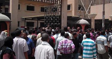 الجيش الثالث : عمال السويس موهومون بمطالب فئوية لايستحقونها