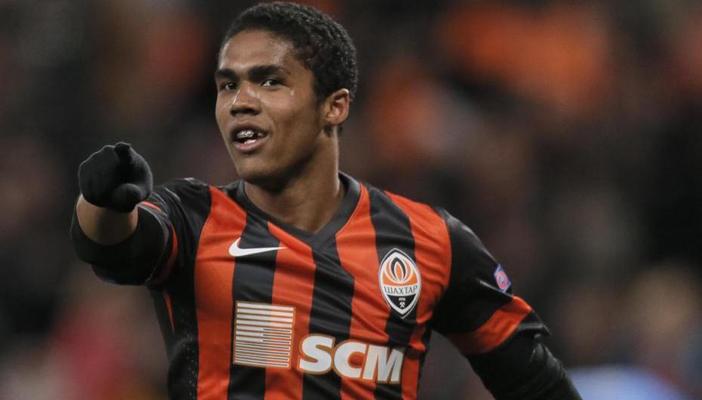 جوارديولا: دوجلاس كوستا لاعب رائع