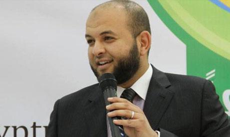 متحدث الإخوان يطالب بترديد عبارة للسيسي