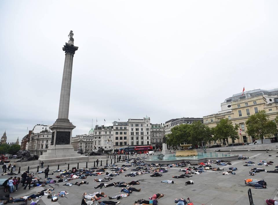 بالصور.. الذكرى الثانية لفض اعتصام “رابعة” بأكبر ميادين لندن