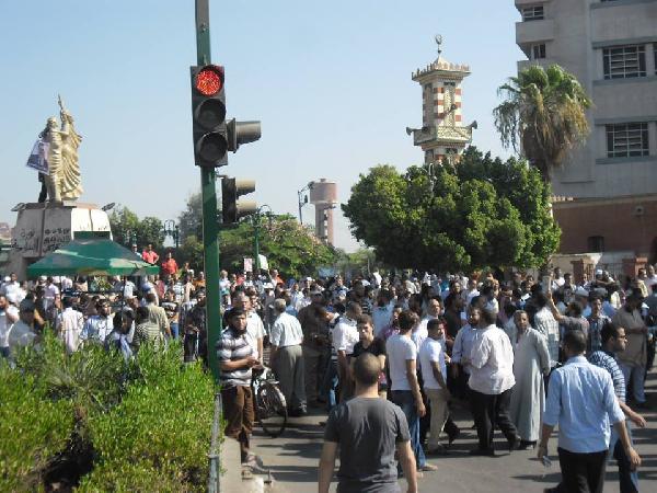 استشهاد مؤيد للشرعية بسوهاج و بلطجية يطلقون النار من الكنائس