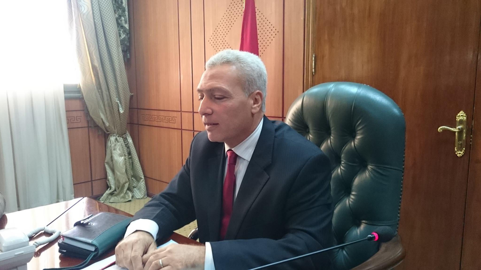 البورسعيدية: تكريم المحافظ للراقصة.. إهانة لنا