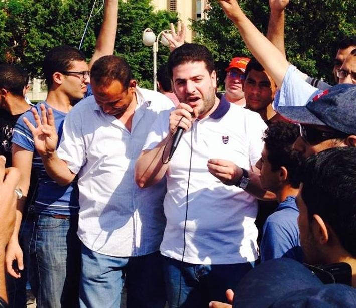 فيديو | نجل الرئيس مرسي يتقدم مسيرة في مدينة 6 أكتوبر